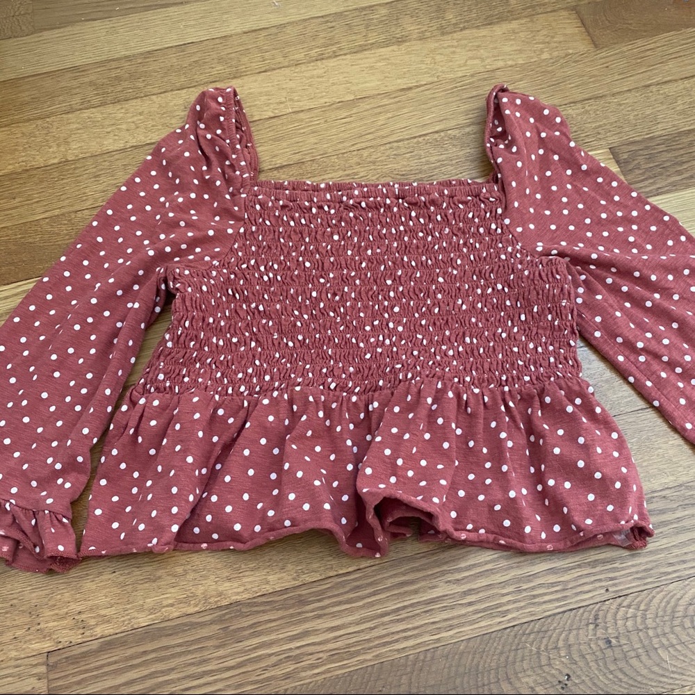 Red polka dot long sleeve crop top